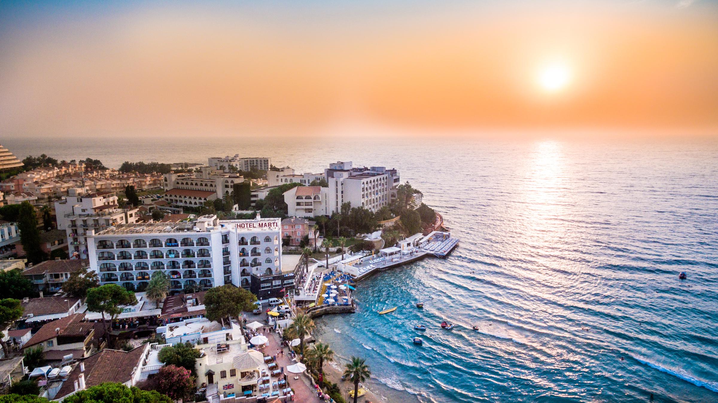Marti Prime Beach Hotel Kuşadası Ngoại thất bức ảnh