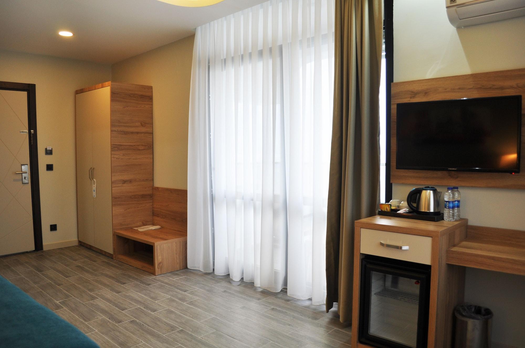 Marti Prime Beach Hotel Kuşadası Ngoại thất bức ảnh