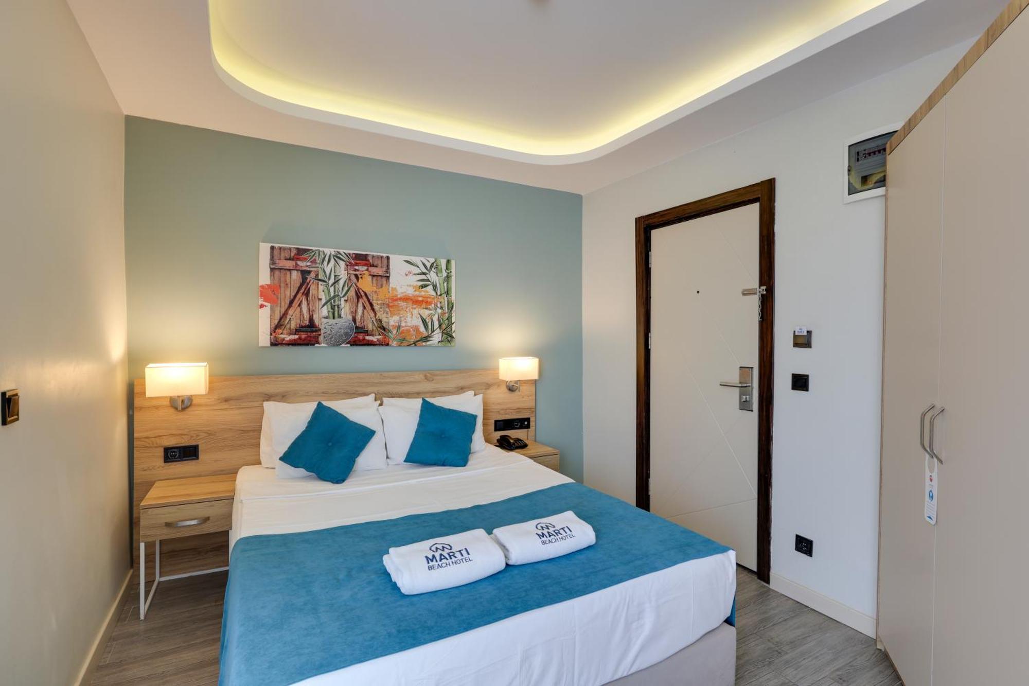 Marti Prime Beach Hotel Kuşadası Ngoại thất bức ảnh