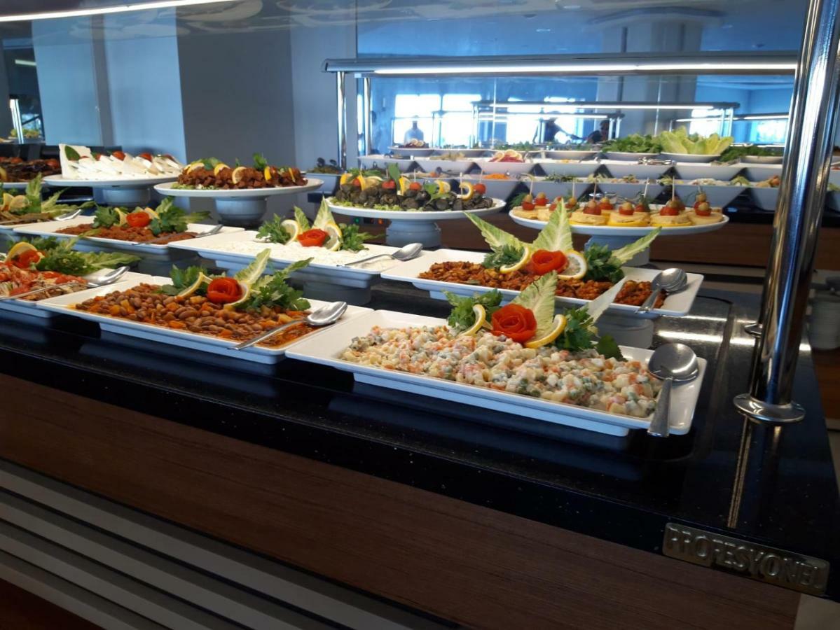 Marti Prime Beach Hotel Kuşadası Ngoại thất bức ảnh